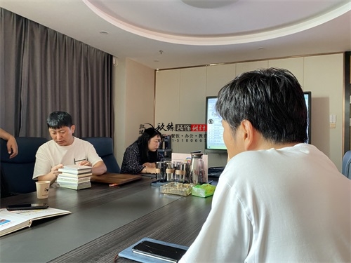 彭阳餐厅装修设计项目|镹臻设计